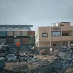 Gazze'de İsrail askerlerine &ccedil;ifte operasyon... Asker dolu ev vuruldu