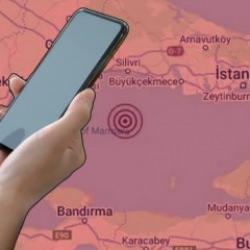 İstanbulluları korkutan deprem bildirimi! AFAD&rsquo;dan uyarı: &lsquo;Paniğe neden oluyorlar&rsquo;