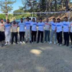 Köyde yapılan voleybol turnuvasına 12 takım 120 sporcu katıldı
