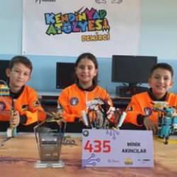 Manisalı Minik Akıncılar Dünya Robot Olimpiyatı'nda şampiyonluk peşinde