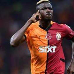 Osimhen'in gönlündeki takım açıklandı! İşte teklifleri reddetmesine sebep olan kulüp
