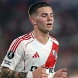 Real Madrid, 17 yaşındaki futbolcu için dünyaları ödedi
