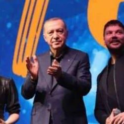 ‘Siyasi duruşumdan dolayı takipten çıktılar’ Sinan Akçıl tek tek o isimleri açıkladı!
