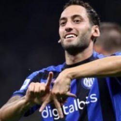 Süper Lig devinden Hakan Çalhanoğlu hamlesi