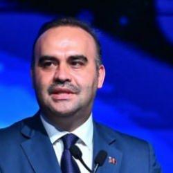 Bakan Kacır, Türki̇ye’nin kritik füzelerini geliştiren SAGE’de