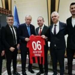 Başkan Erdoğan, Süper Lig'e yükselen üç kulübü kabul etti