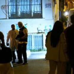 Fatih'te bir kişi otomobilde silahla vurularak öldürüldü