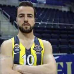 Fenerbahçe kaptanından Beşiktaş'a: Cevabı sahada verdik