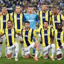 Fenerbahçe’de vitrin kalabalık: Tam 12 futbolcu, Süper Lig takımlarının radarında