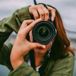 Fotoğraflarda neden başınızı yana eğiyorsunuz? Sizi şaşkına çevirecek psikolojik gerçek!