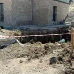 Hatay'da atık su alt yapı &ccedil;alışmaları sırasında g&ouml;&ccedil;&uuml;k: 2 iş&ccedil;i &ouml;ld&uuml;