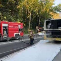 İETT'de yangın! Otobüs kullanılamaz hale geldi