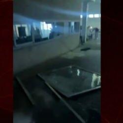 İran ABD büyükelçiliğine saldırdı!