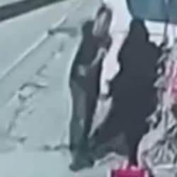 İstanbul'un g&ouml;beğinde akılalmaz olay: Boşanma aşamasındaki karısını b&ouml;yle d&ouml;vd&uuml; 