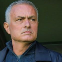 Mourinho 'Onu almadan gelmeyin' dedi, pazarlık kızıştı