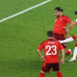 Tam 4 yıl önce bugün! İrfan Can Kahveci'den Hurşut Meriç çalımı ve ardından gol