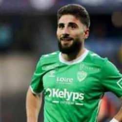 Transferin yeni gözdesi: Davitashvili! Devler onun için yarışıyor
