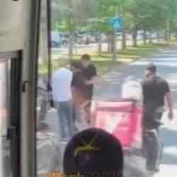 Uşak'ta trafikte dehşet: Tartıştıkları adamı kemerle boğmaya çalıştılar