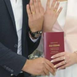 Yeni evli çift soyuldu: Hırsız, aylarca anahtarla evi soymayı beklemiş!