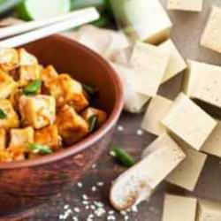 100 yaşına sağlıklı ulaşmanın sırrı bu besinde olabilir! Tofu gerçeği