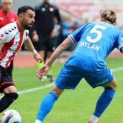 1. Lig'e düşen ekibin kalecisi Süper Lig'de kalıyor: Eski takımına dönecek