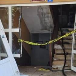 Apartmanda patlama: 1'i ağır, 5 yaralı! Kapı ve pencereler parçalandı, duvarlar yıkıldı