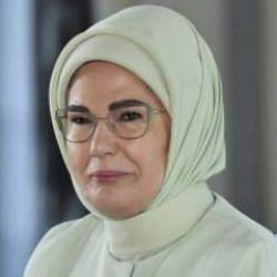 Emine Erdoğan'dan "Üniversitelerde Sıfır Atık kulüpleri" açıklaması