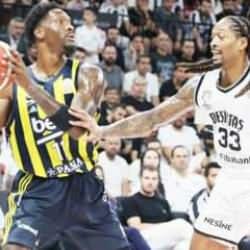 Final son ana kadar nefes kesti! Fenerbahçe Beko avantajı kaptı
