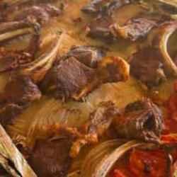 Gelenekten sofraya: Adıyaman’ın meşhur Besni usulü teneke kebabı
