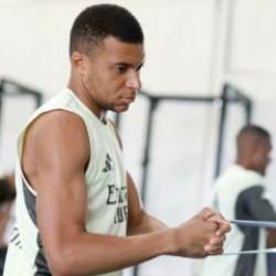 Günden güne eridi! Mbappe'nin hastalığı açıklandı
