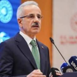 Bakan Uraloğlu'ndan İsrail ve hava sahası kısıtlaması açıklaması!