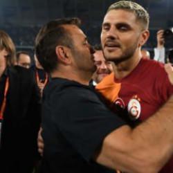 Okan Buruk küplere binecek: Icardi'den kötü haber