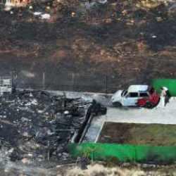 Tadilatta çıkan yangın ormanı yaktı: Yeşil alan siyaha büründü