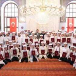 Düzce'de 41 genç hafız oldu