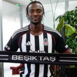 Abraham'ın forma numarası belli oldu! O oyuncudan alınacak