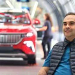 Bakan Kacır: Togg oyun kurucu olma iddiası taşıyan bir marka