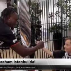Beşiktaş'ın yeni yıldızı 'Beşiktaş için savaşırım' diyen yavru kartalla buluştu