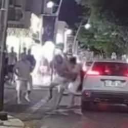 Bodrum&rsquo;da trafikte yumruklu kavga! Sebebi incir &ccedil;ekirdeğini doldurmaz