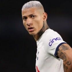 Devleri peşinden koşturuyordu! Brezilyalı yıldız, Süper Lig'e geliyor
