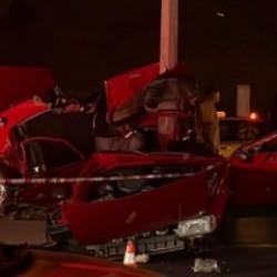 Eyüpsultan'da feci kaza: İkiye bölünen otomobilde bir kişi öldü