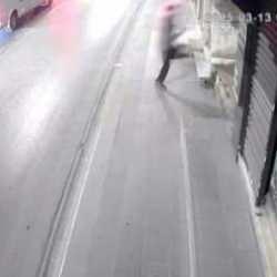 Güngören'de cinayet şüphelisi saklandığı bavulda yakalandı