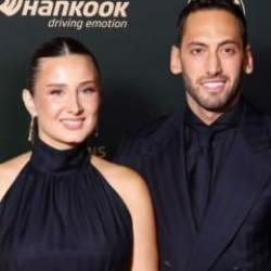 Inter'de kriz! Hakan Çalhanoğlu'nun eşinden takımın yıldızına cevap niteliğinde paylaşım