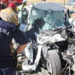 Manisa'da feci kaza! Baba ve 3 çocuğu hayatını kaybetti