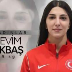 Milli sporcularımızdan 3 madalya birden