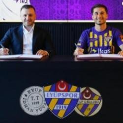 TFF 1. Lig'de şampiyon olup serbest kalmıştı: Süper Lig ekibine imzayı attı