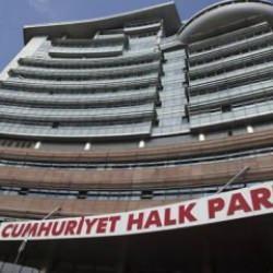 Yolsuzluk ve rüşvet operasyonları sonrası CHP'de MYK ile toplandı
