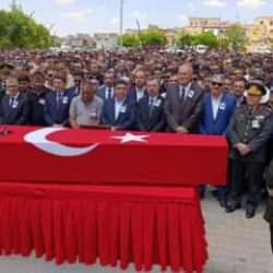 Binler uğurladı! Şehide son veda