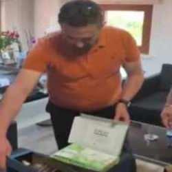 Baklava kutusunda rüşvet alan isim başkan yardımcısı itirafçı oldu