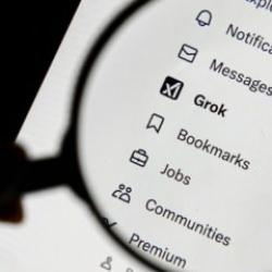 Birçok kullanıcıya küfür etmişti: Yapay zeka uygulaması GROK için soruşturma başlatıldı!