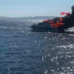 Çeşme'deki Marina'da korku dolu anlar! Yat alev alev yandı
